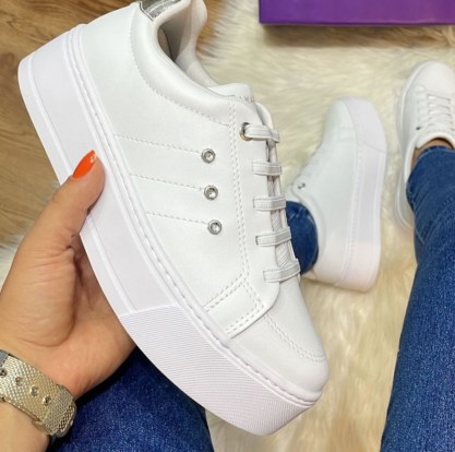Tênis casual com ilhoses — Original