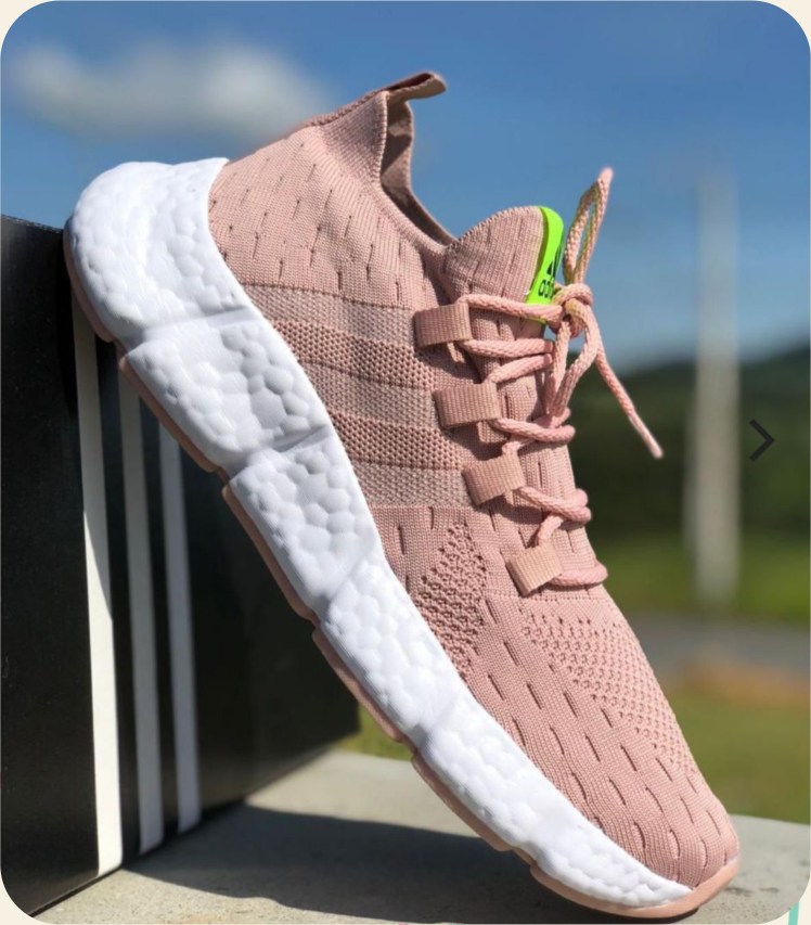 Tênis Adidas em malha — Premium