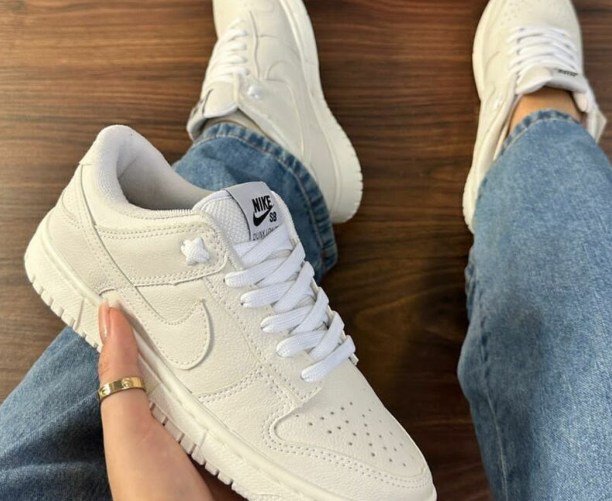 Tênis Nike Dunk Low — Premium