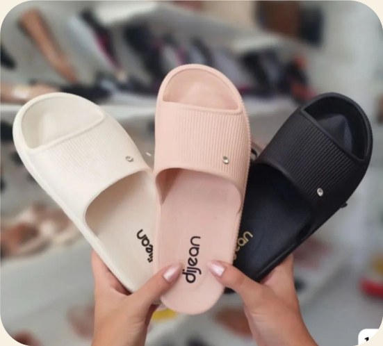 Chinelo slide acolchoado