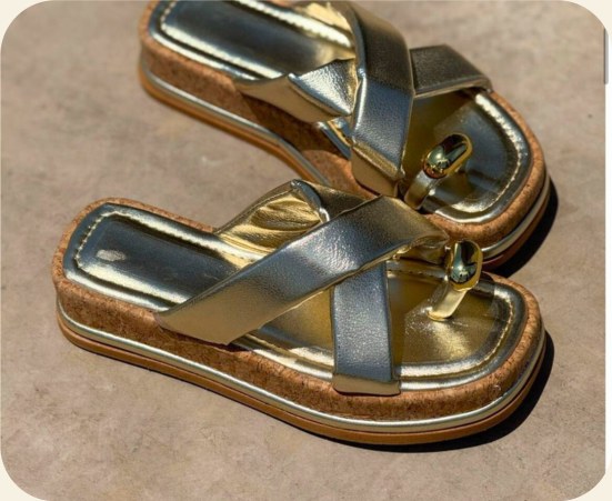 Flatform feminina — modelo 054