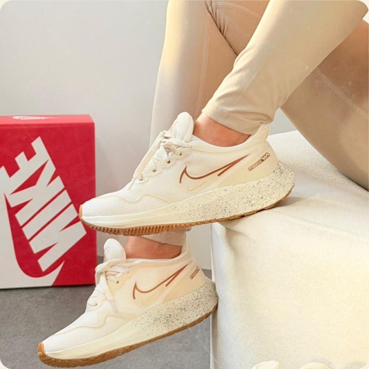 Tênis Nike casual off-white — Premium