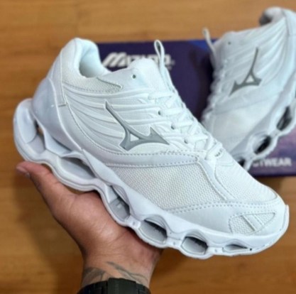 Tênis Mizuno de solado ondulado — Premium