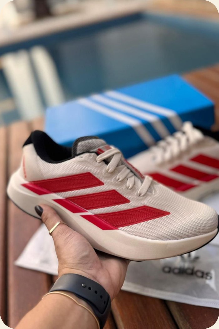 Tênis Adidas esportivo de solado alto — Premium