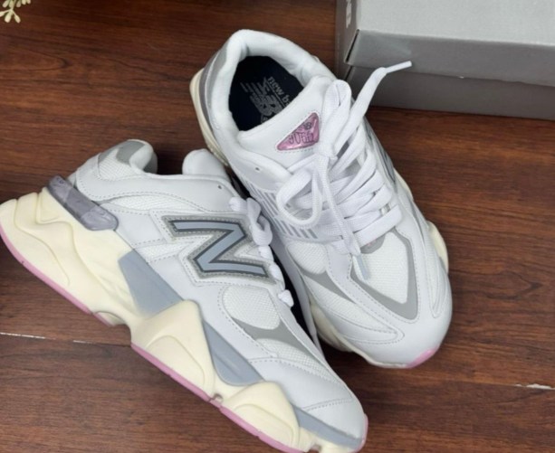 Tênis New Balance 9060 — Premium