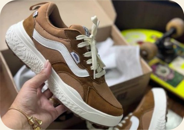 Tênis Vans esportivo com recortes — Premium