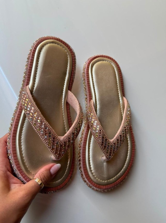 Flatform feminina — modelo 042