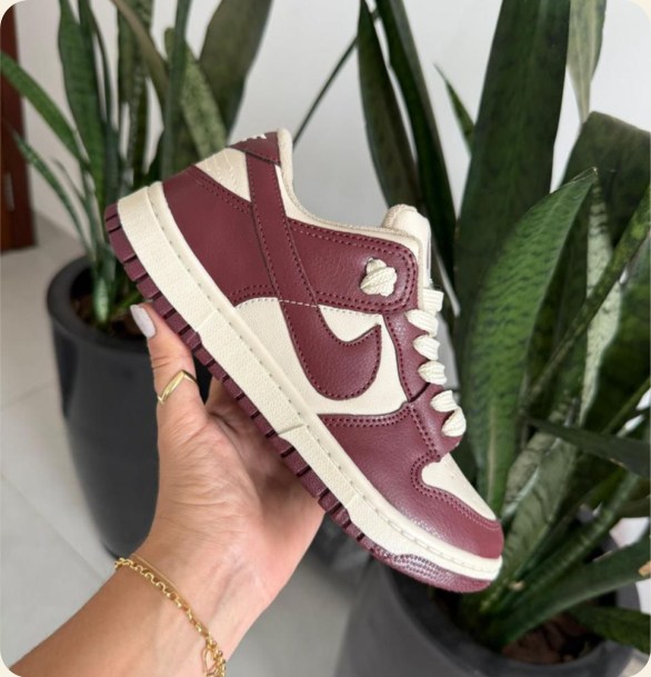 Tênis Nike casual com detalhe no cadarço — Premium