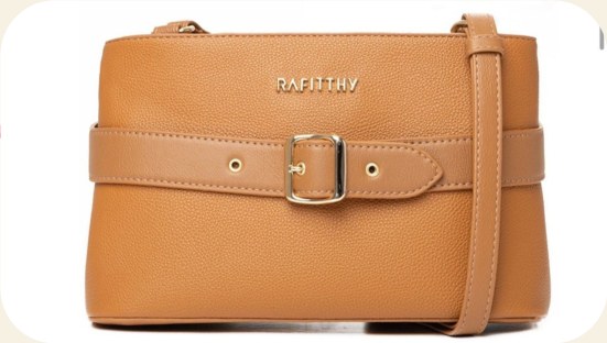 Bolsa transversal com cinto e fivela