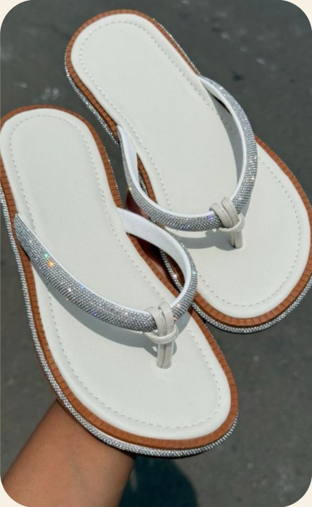 Flatform feminina — modelo 050 faixa 18