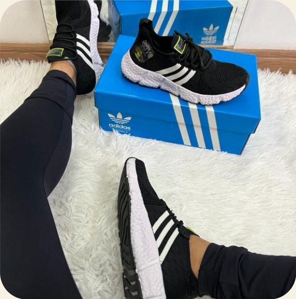 Tênis Adidas em malha — Premium