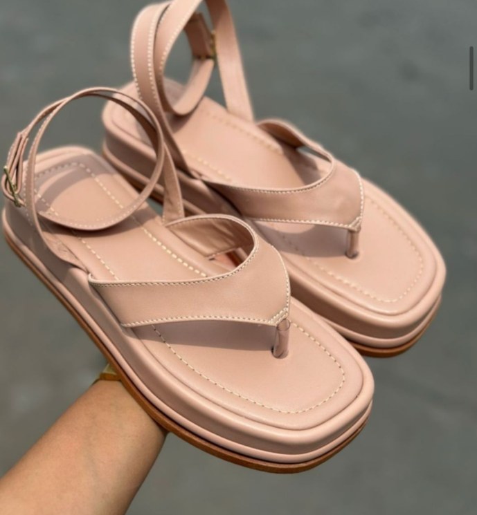 Flatform feminina — modelo 056