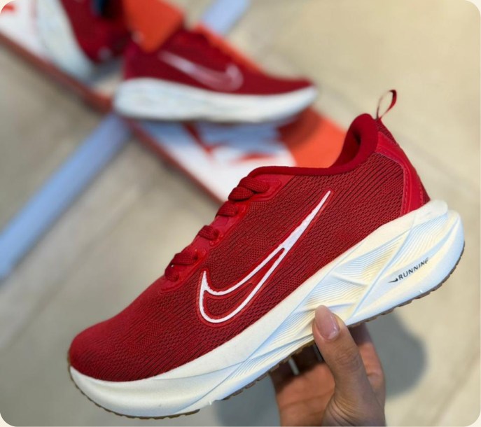 Tênis Nike esportivo de calce fácil — Premium
